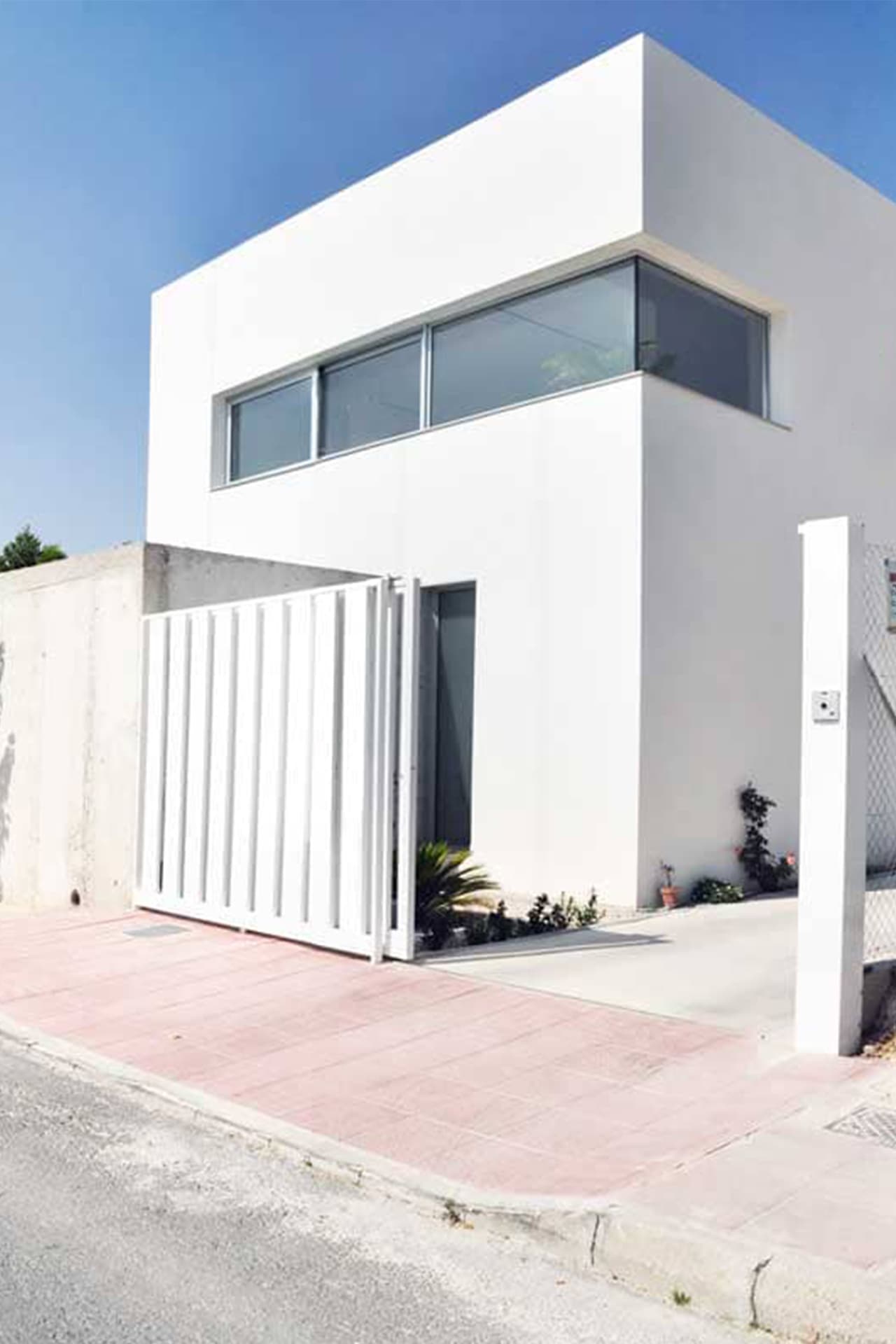 casa a los pies de un barranco 02